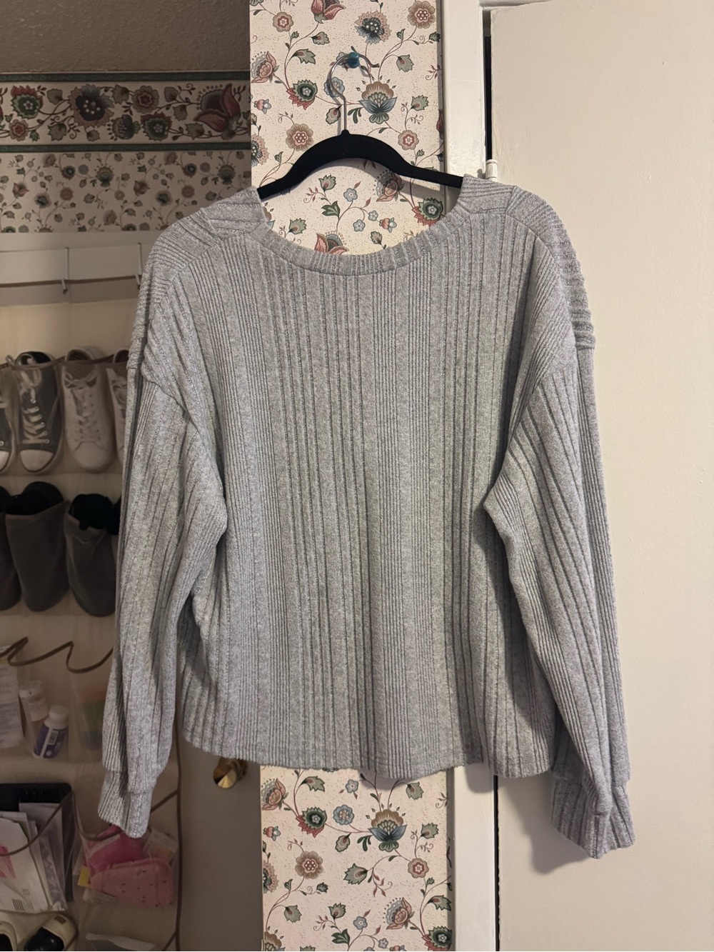 Source Unknown Light Gray Ribbed Crewneck Sweater